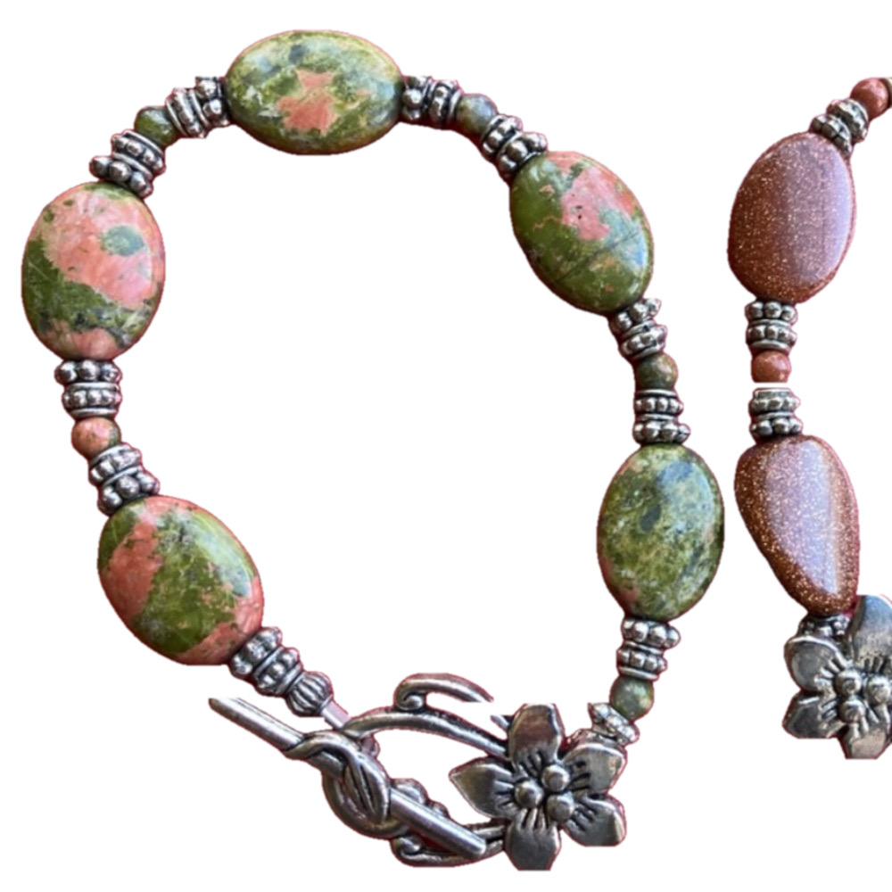 Elegant Green and Pink Beaded Bracelet